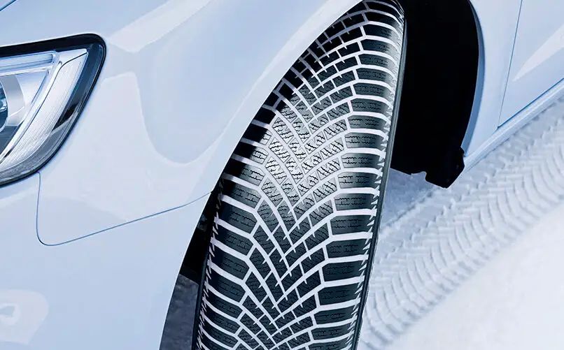 yokohama_BluEarth_Winter_V906_2.jpg