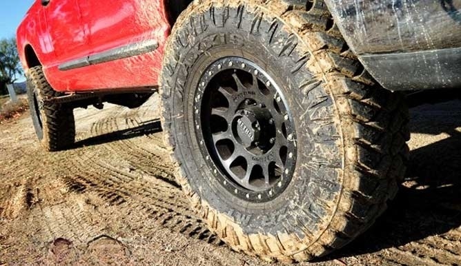 maxxis_mt_772_razr_2.jpg